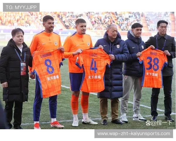 球队在主场创造强烈声援氛围并以优势赢球，主场球队英语